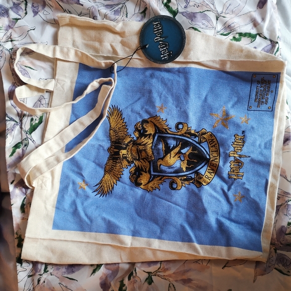 NWT Harry Potter Ravenclaw Canvas Tote - Picture 1 of 2